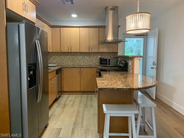 CHESAPEAKE MANOR - Residential Lease