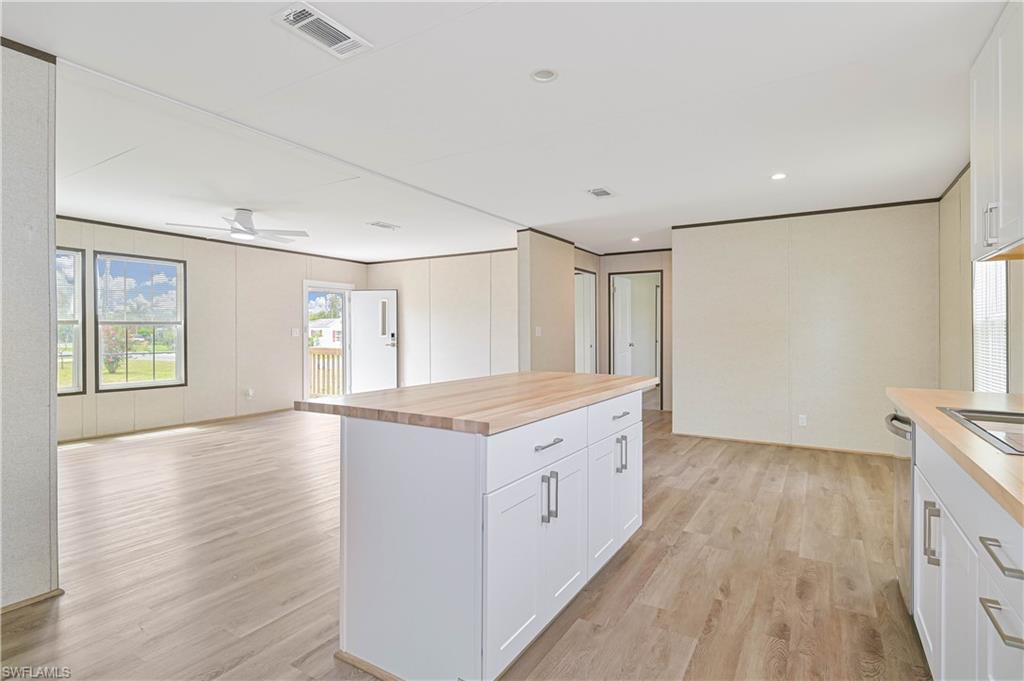 SPRING WOODS M/H SUBD - Residential
