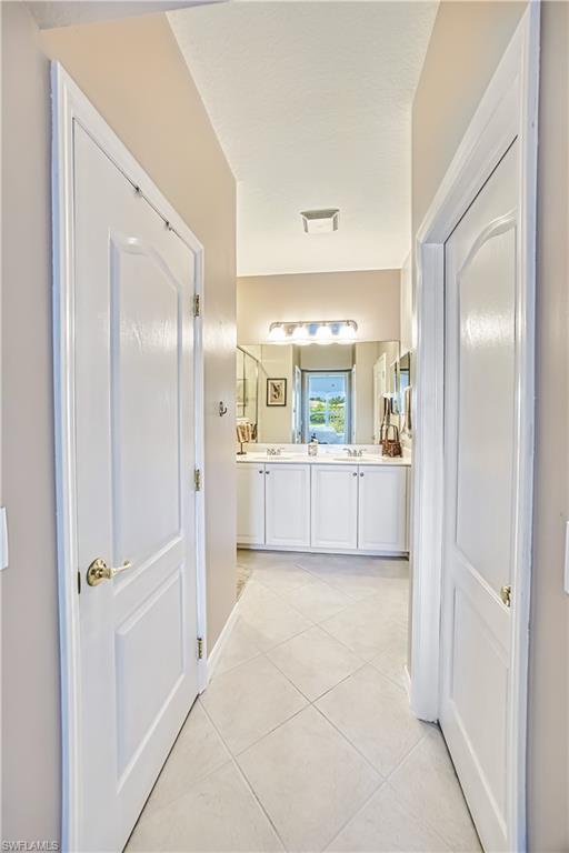 COTTONWOOD BEND - Residential