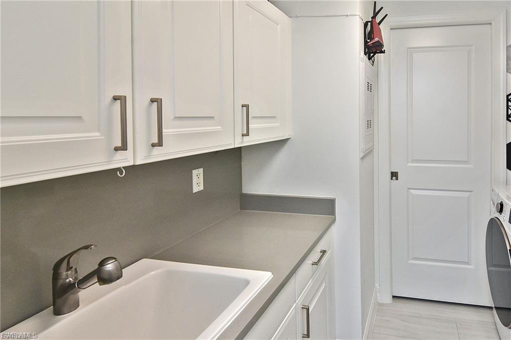 RIVA DEL LAGO - Residential Lease