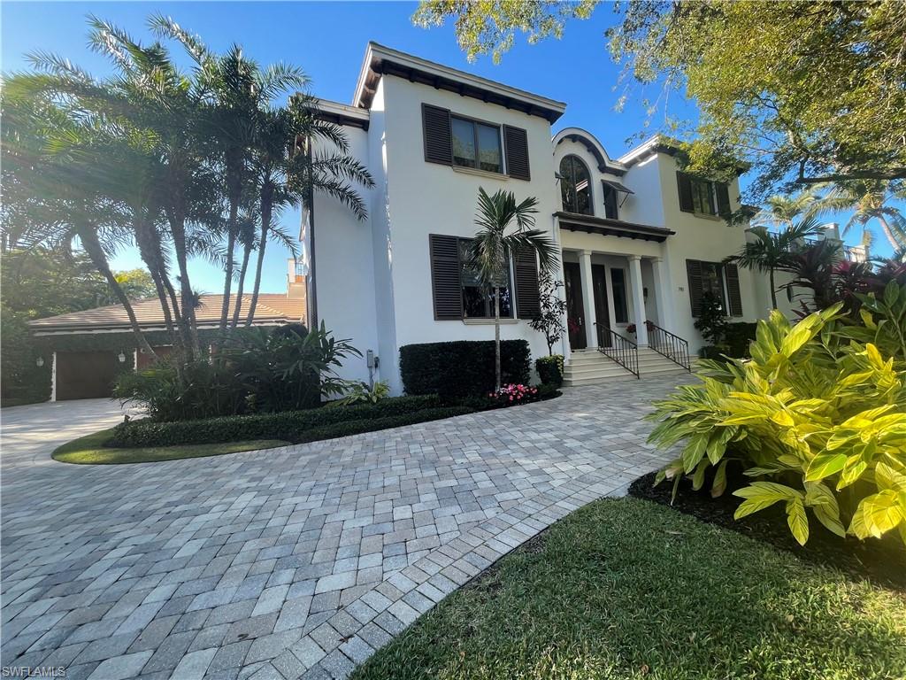 AQUALANE SHORES - Residential