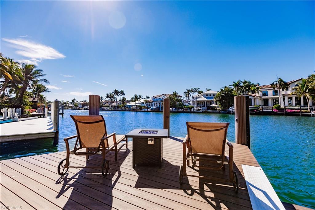 AQUALANE SHORES - Residential