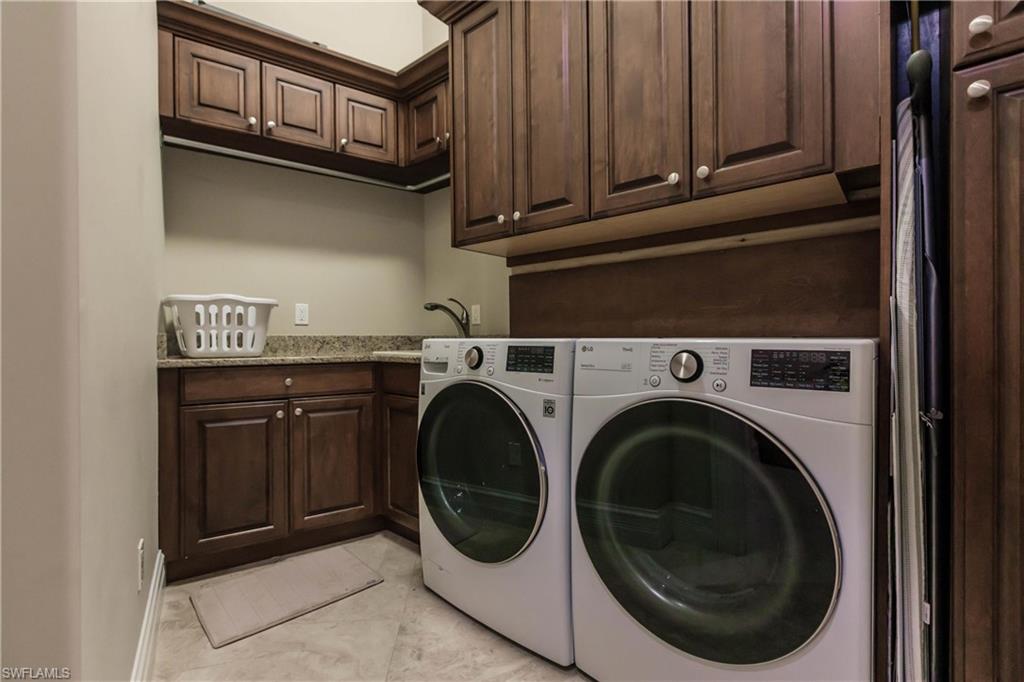 AQUALANE SHORES - Residential
