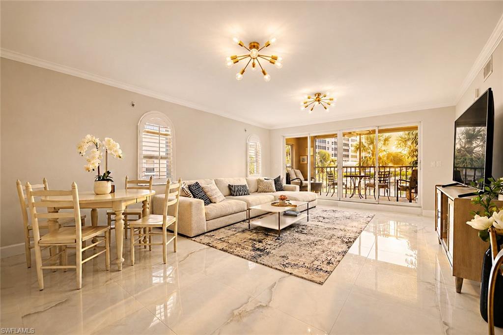 CHATEAU VANDERBILT - Residential Lease