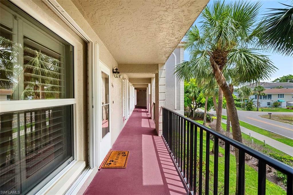 CHATEAU VANDERBILT - Residential Lease