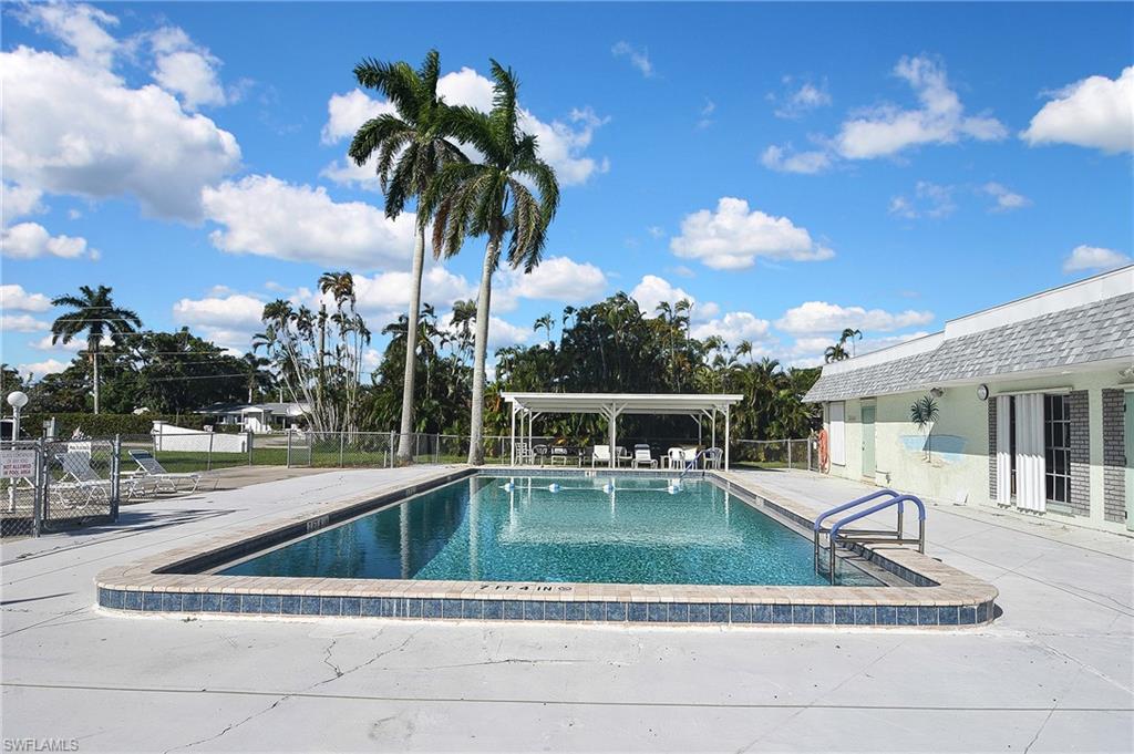 PLANTATION ESTATES MOBILE HOME - Land