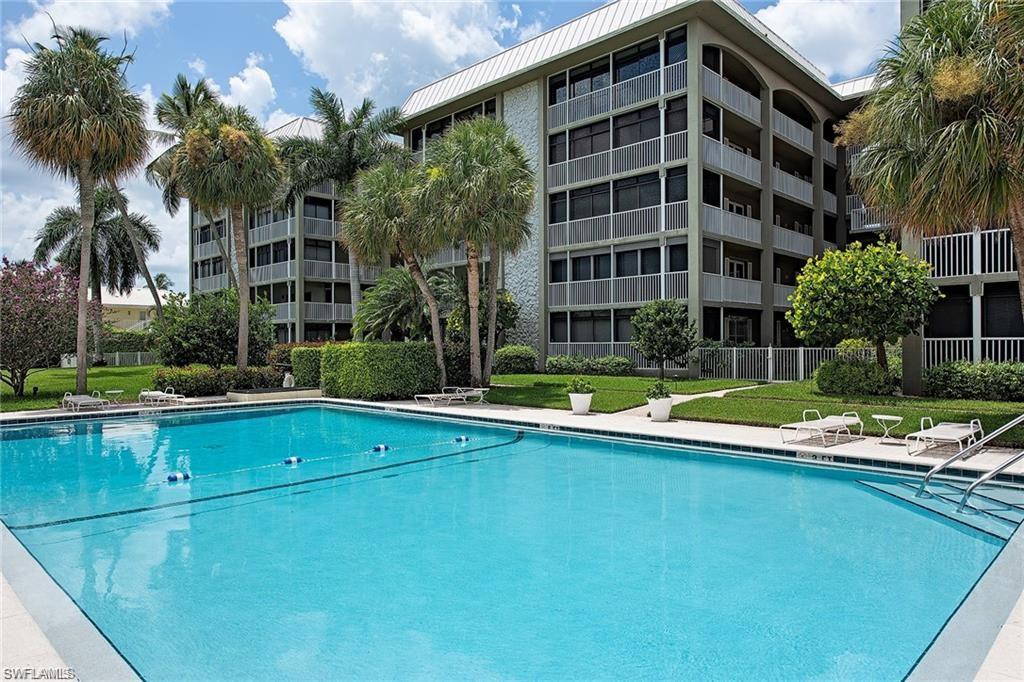 WINDSOR COURT - Residential