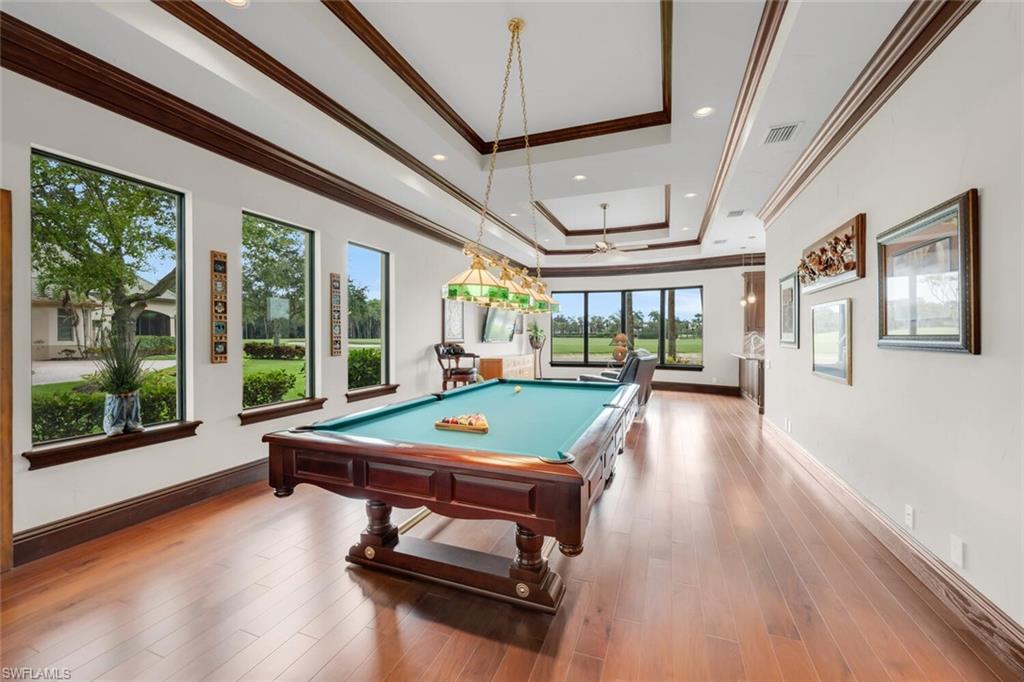 THORNHILL - Residential