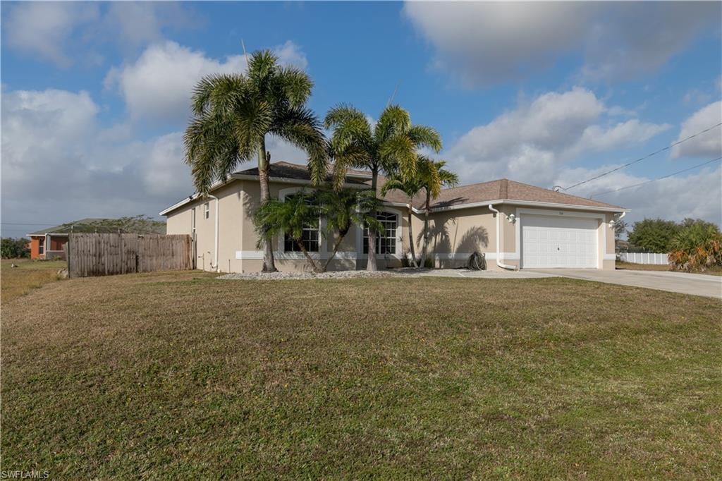 CAPE CORAL - Residential