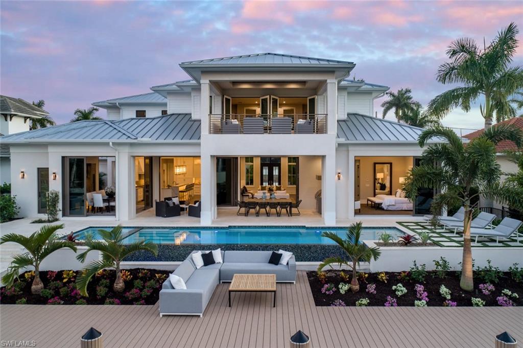 AQUALANE SHORES - Residential