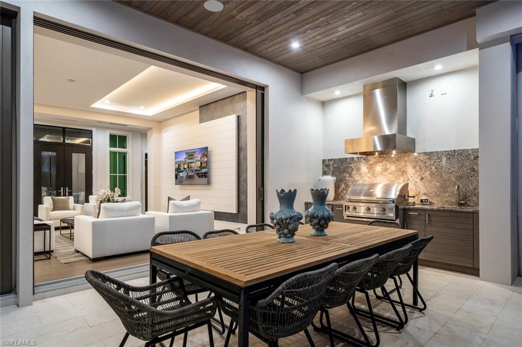 AQUALANE SHORES - Residential