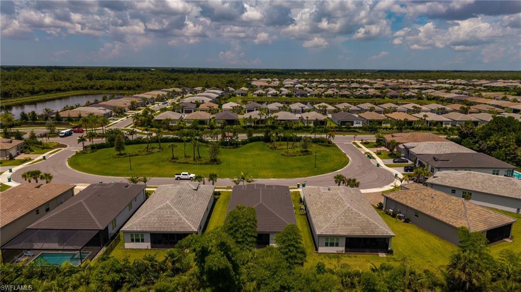 VALENCIA TRAILS - Residential