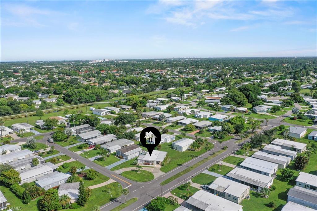 RIVIERA COLONY - Residential