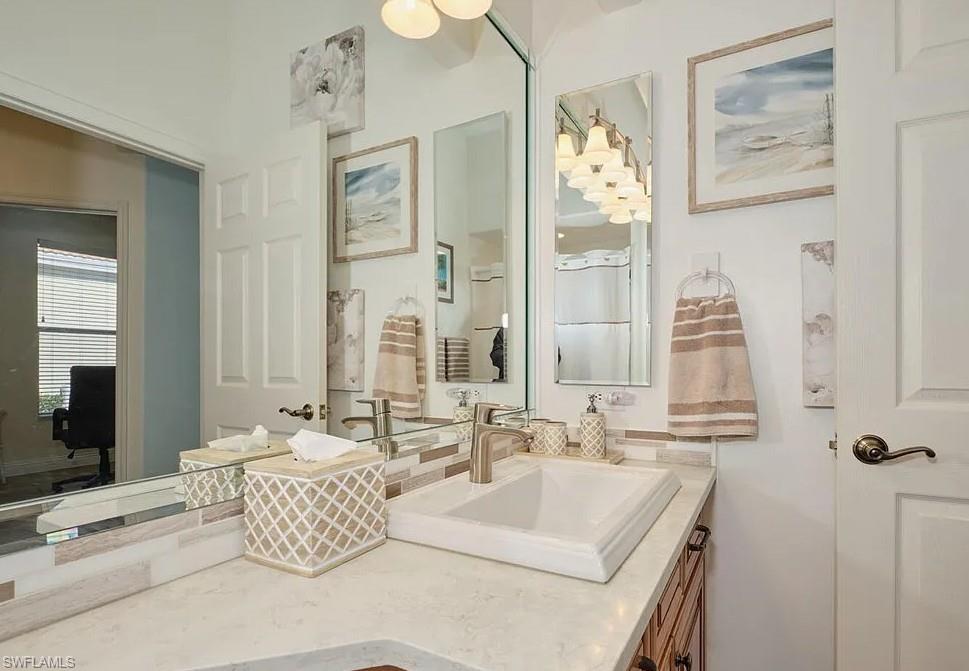 LEXINGTON COUNTRY CLUB - Residential Lease