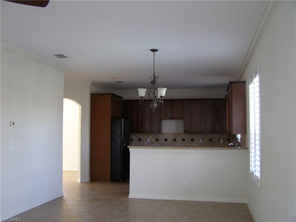 MAGNOLIA LAKES - Residential