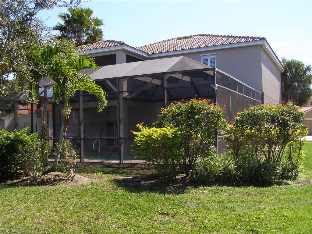 MAGNOLIA LAKES - Residential