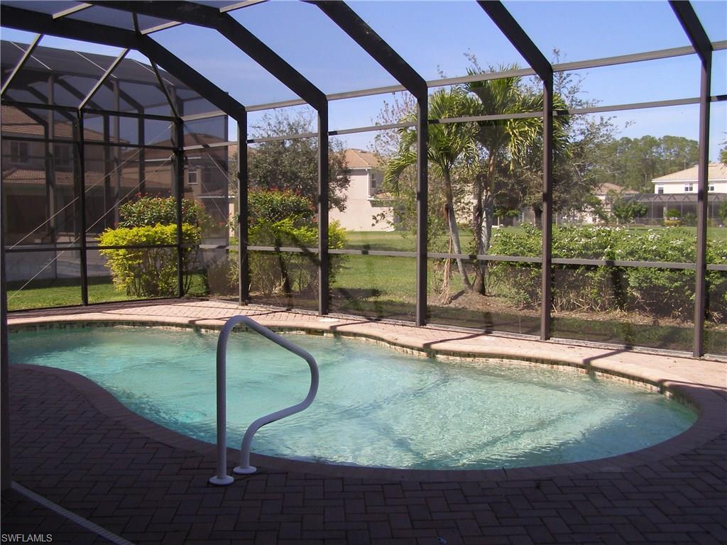 MAGNOLIA LAKES - Residential