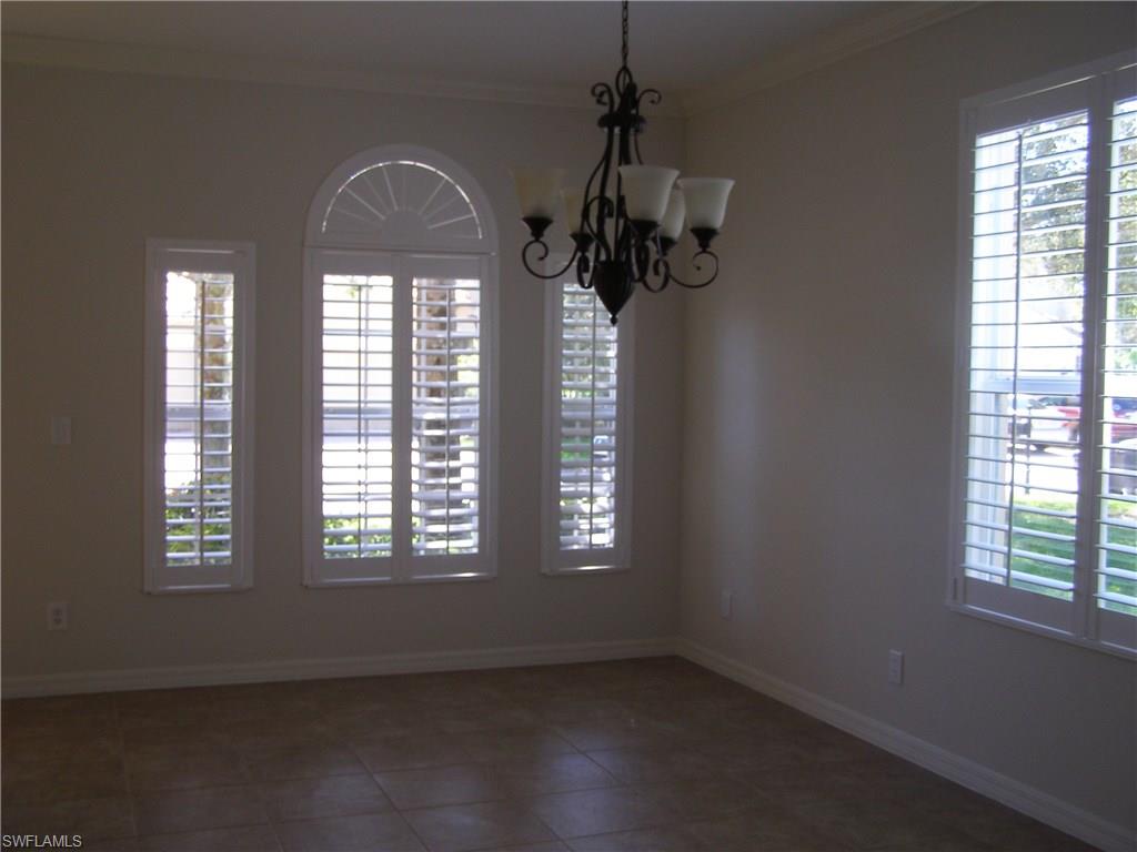 MAGNOLIA LAKES - Residential