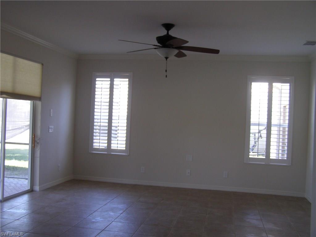 MAGNOLIA LAKES - Residential