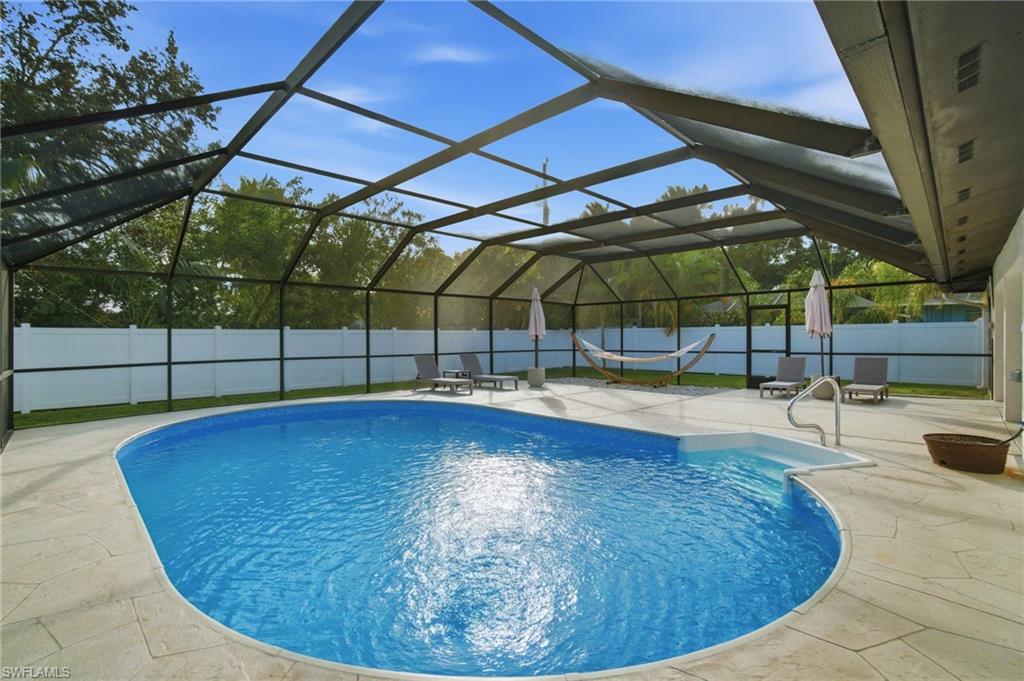 MEADOWLARK ESTATES - Residential