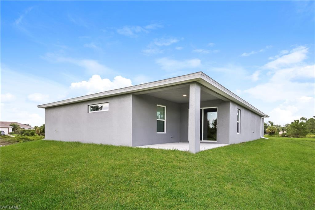 LEHIGH ACRES - Residential