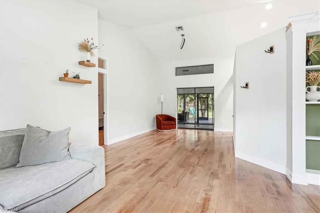 OAKES ESTATES - Residential