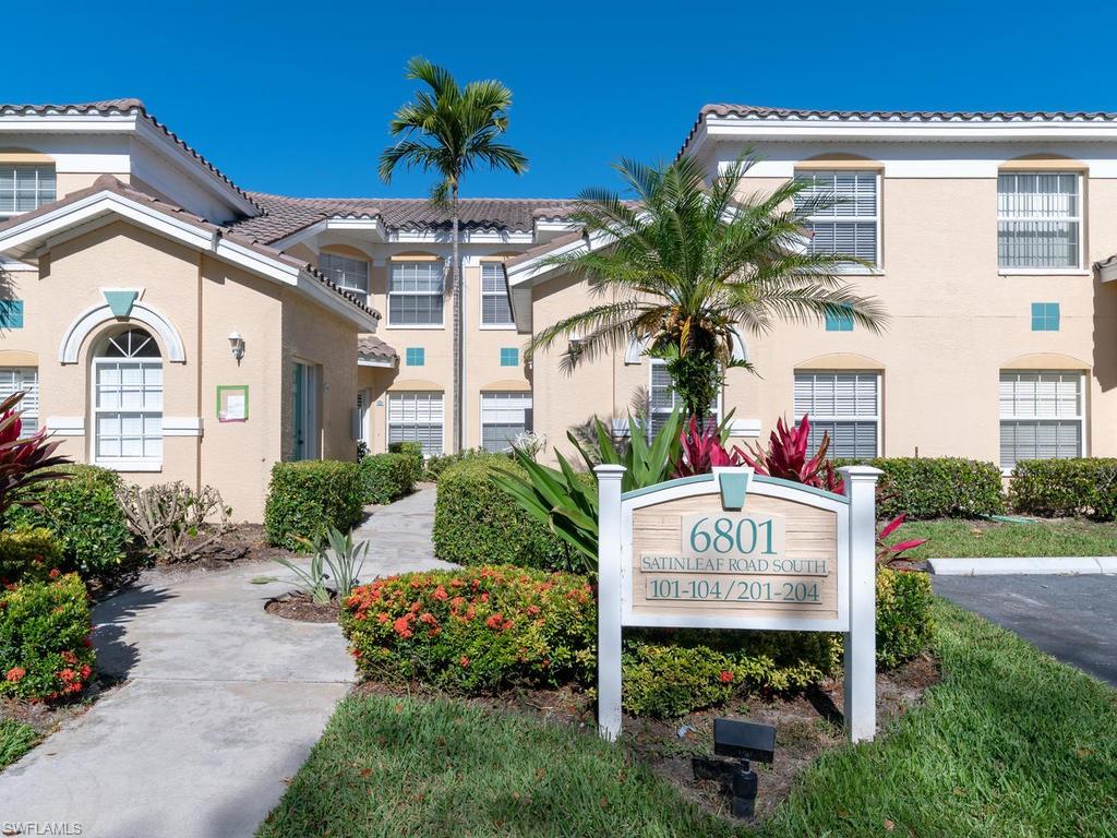 Enjoy the famous Naples lifestyle in this sunny renovated condominium with a western exposure. Sit back on your lanai and enjoy the beautiful sparkling view of the lake and fountain. Calusa Bay offers two community pools, Jacuzzi hot tub, sun deck, tennis courts, fishing pier, beautiful nature trail, plenty of social events and basic cable is even included in your dues. What a location, Mercato Shops, Vanderbilt Beach, Downtown Naples, Waterside Shops and just about everything Naples has to offer is all just minutes away.