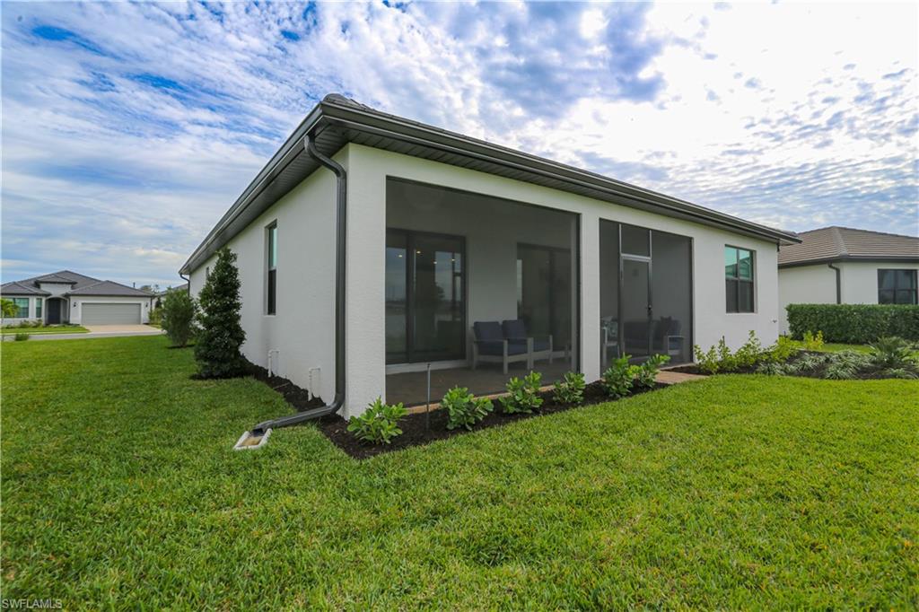 MANATEE COVE - Residential Lease