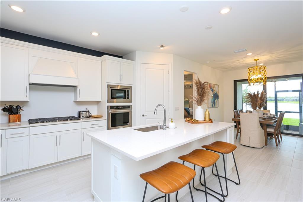 MANATEE COVE - Residential Lease