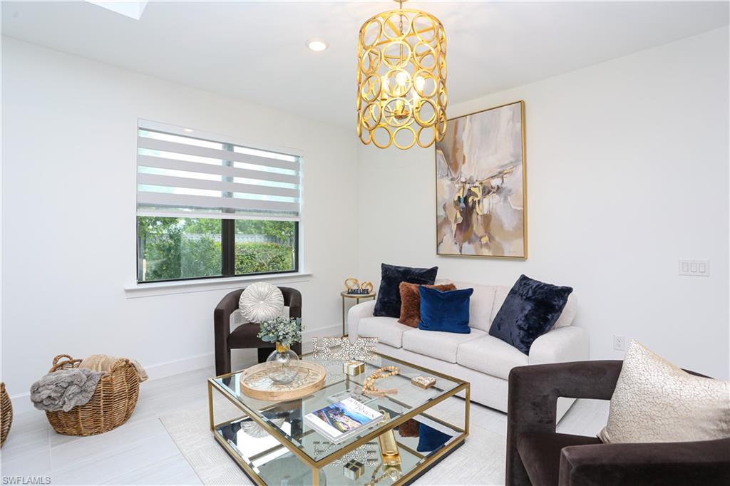 MANATEE COVE - Residential Lease