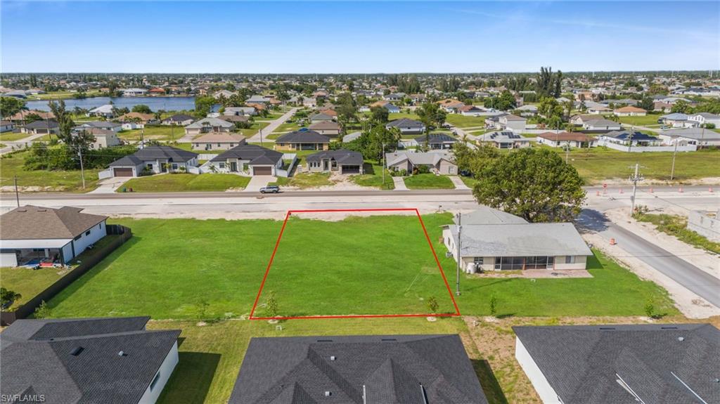 CAPE CORAL - Land