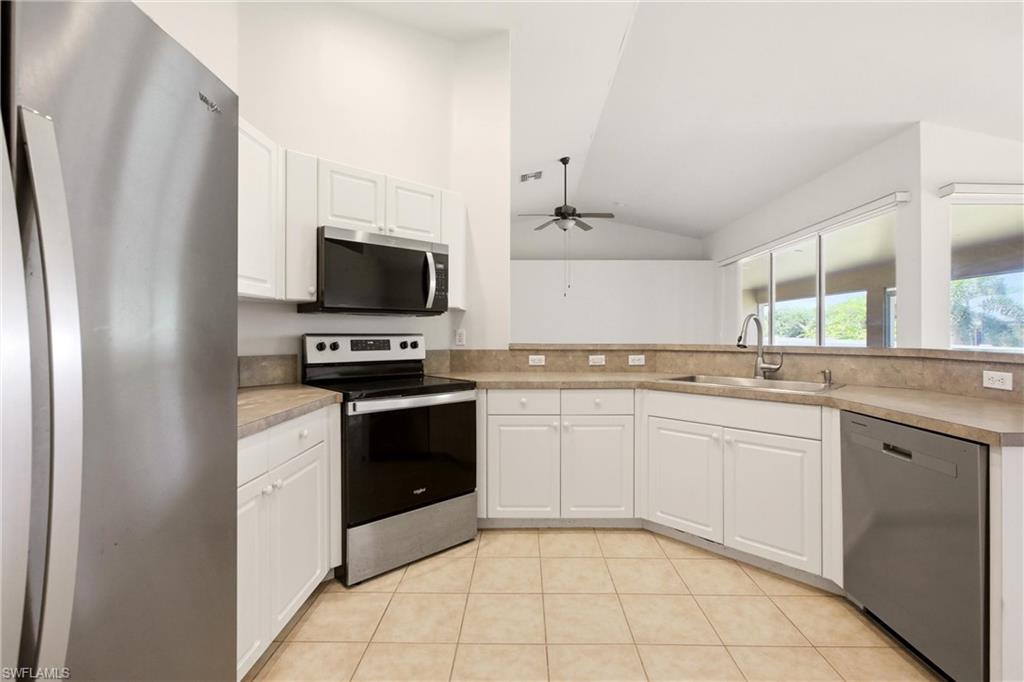 CAPE CORAL - Residential Lease