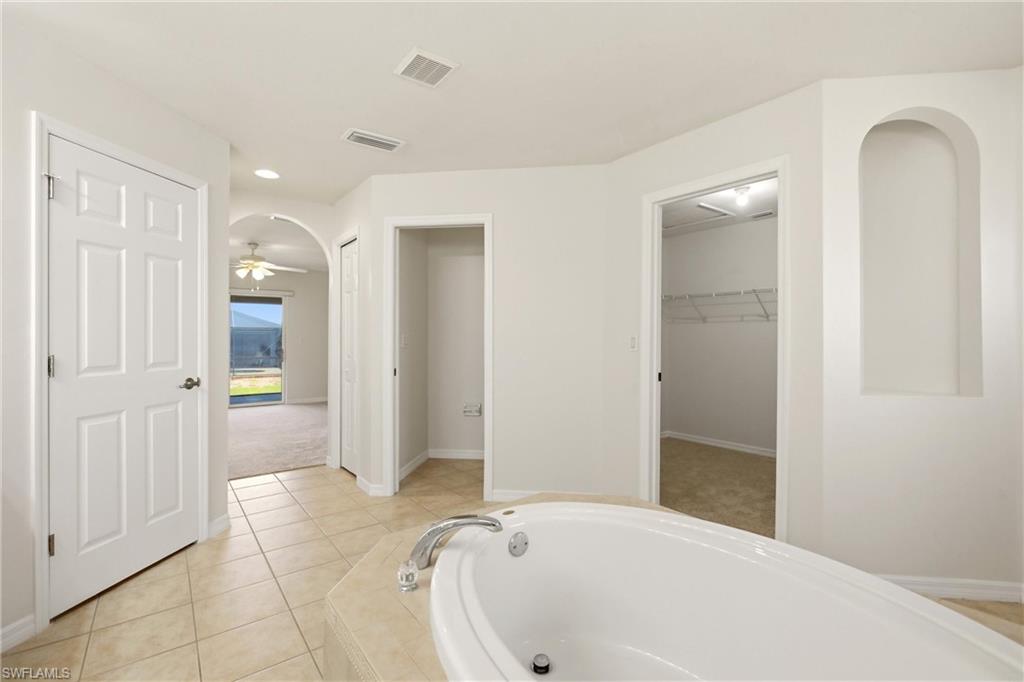 CAPE CORAL - Residential Lease