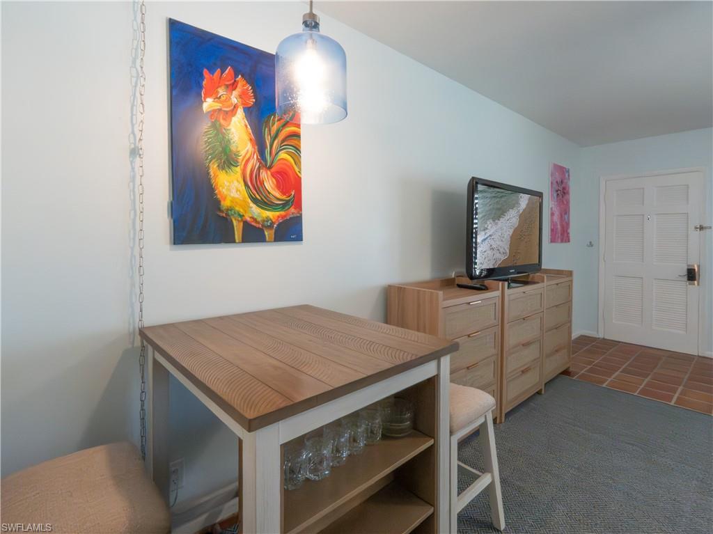 AQUARIUS APTS OF MARCO ISLAND - Residential