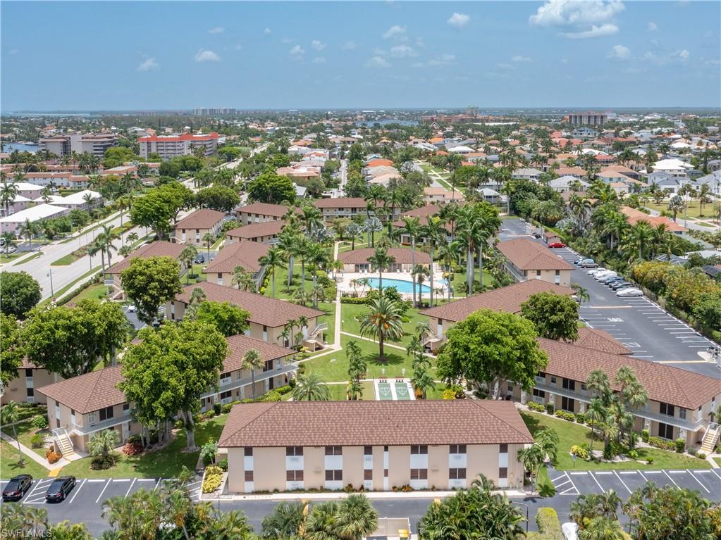 AQUARIUS APTS OF MARCO ISLAND - Residential