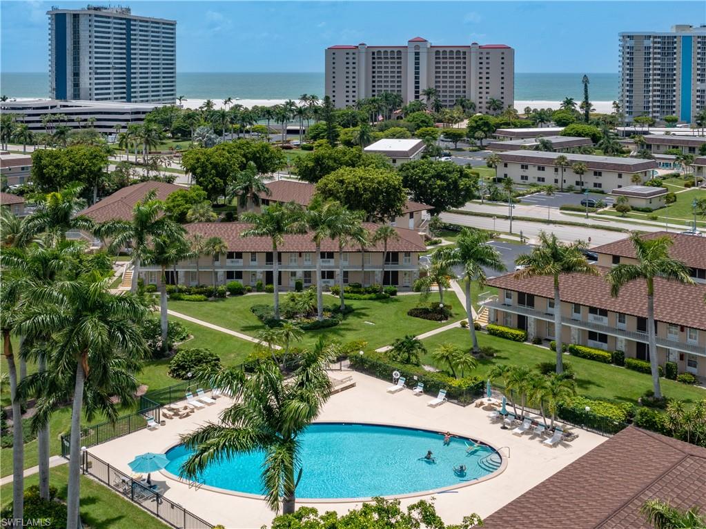 AQUARIUS APTS OF MARCO ISLAND - Residential