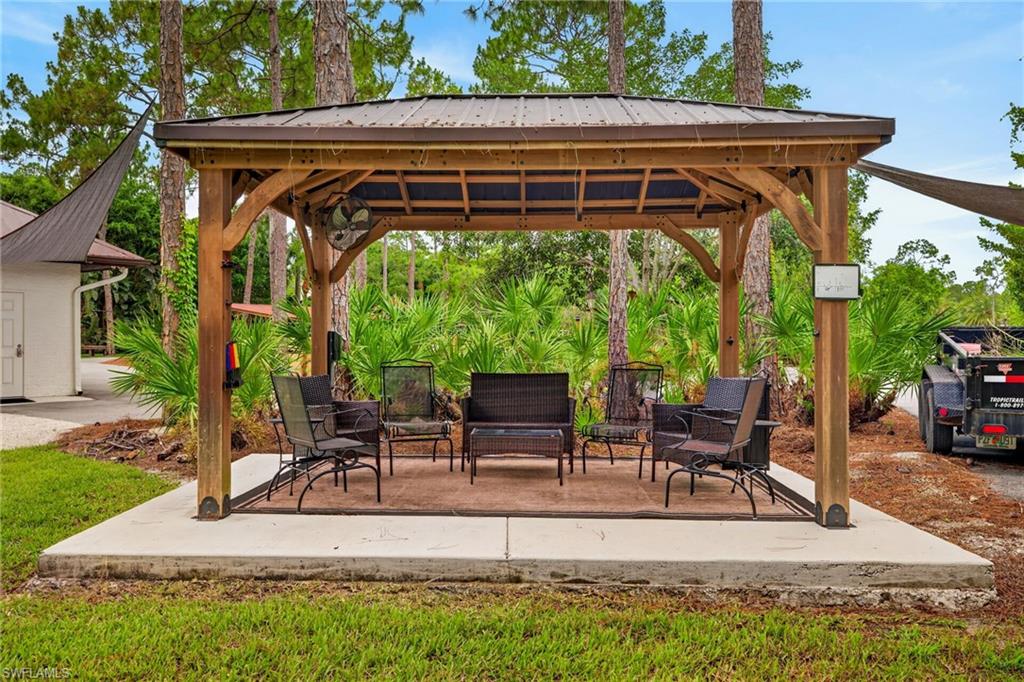 GOLDEN GATE ESTATES - Residential