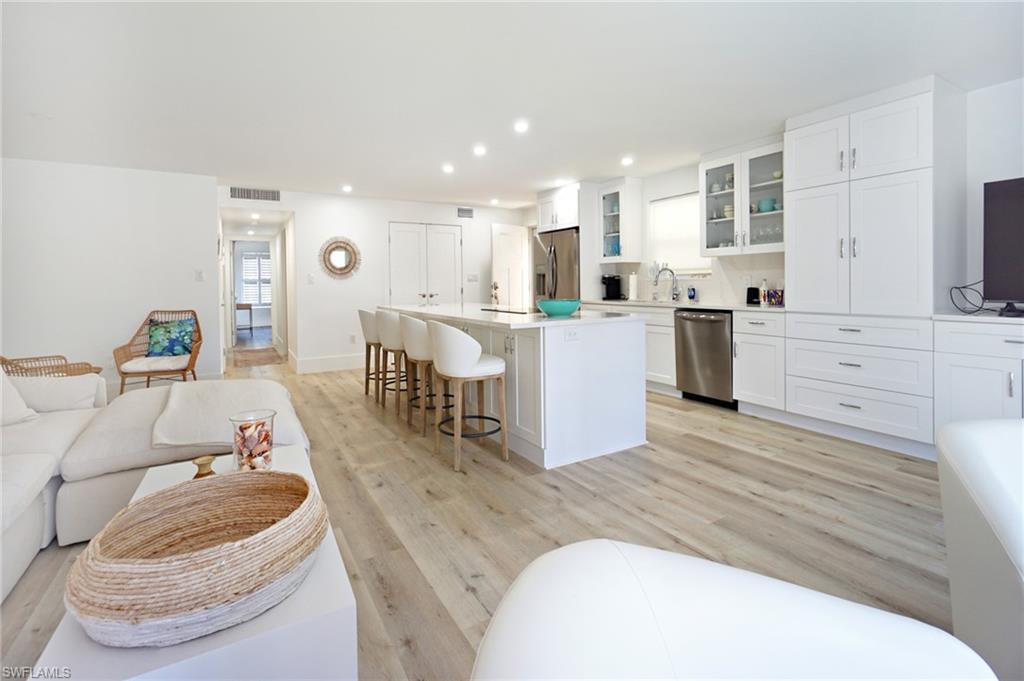 AMBASSADOR CLUB - Residential Lease