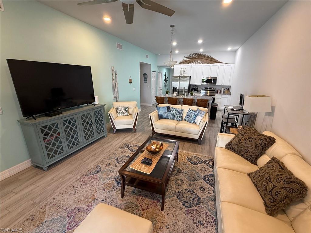 CAPE CORAL - Residential Lease