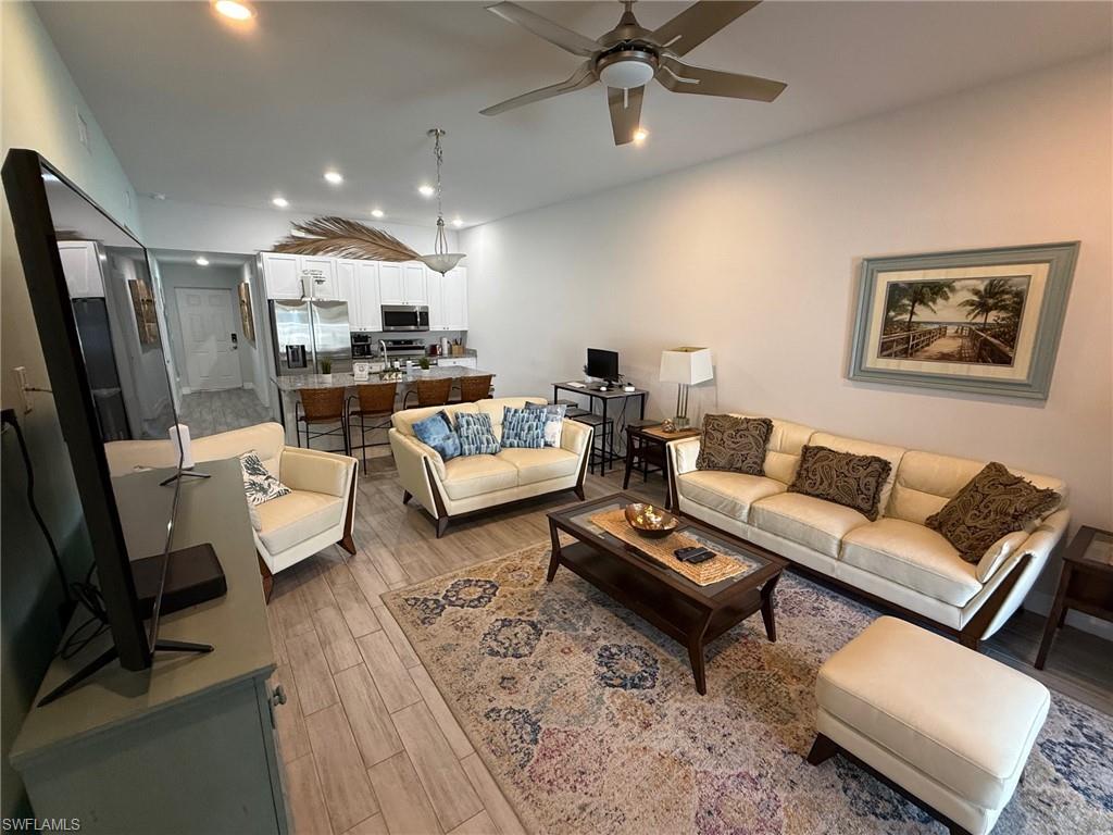CAPE CORAL - Residential Lease