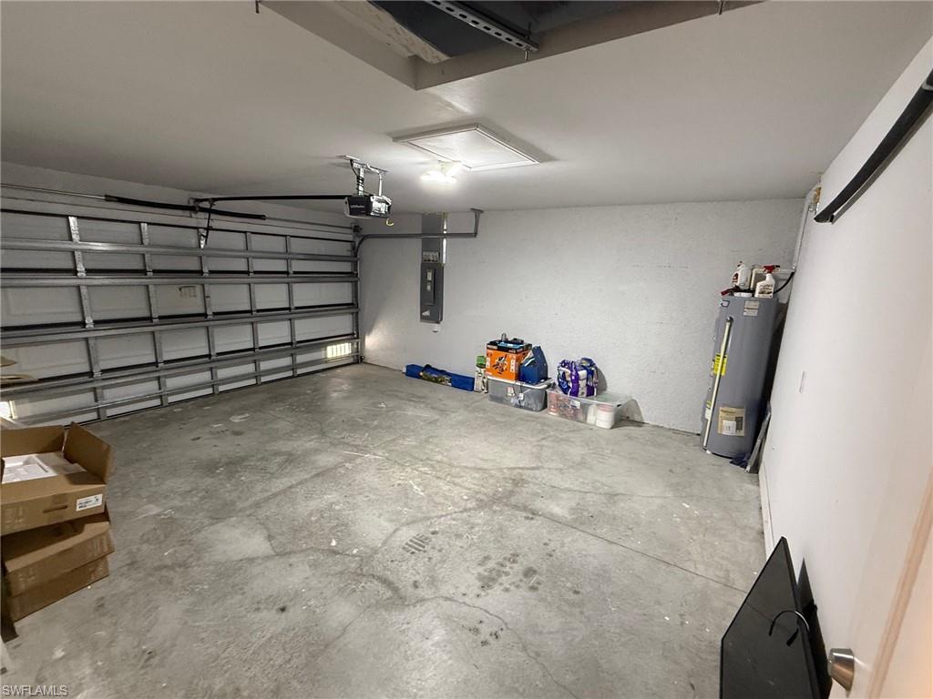 CAPE CORAL - Residential Lease