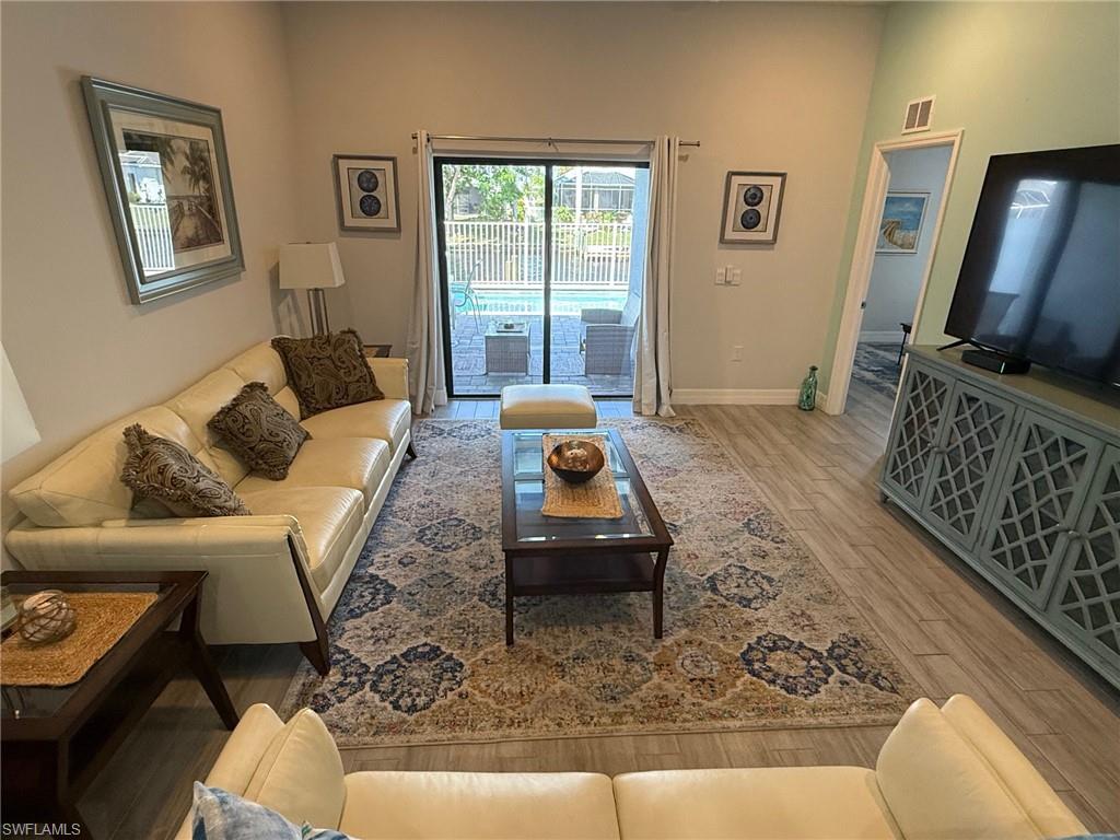 CAPE CORAL - Residential Lease