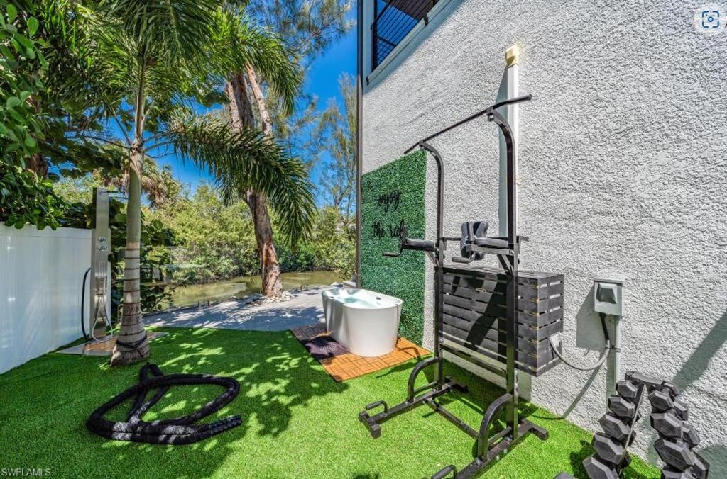 VALENCIA TRAILS - Residential
