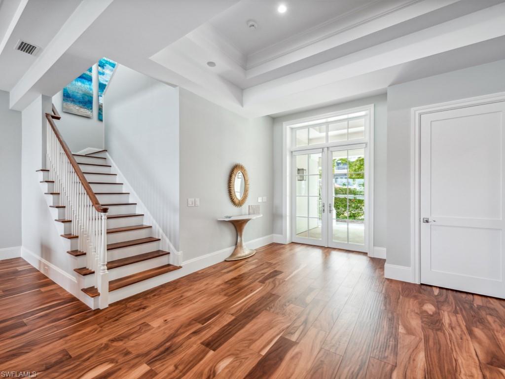 AQUALANE SHORES - Residential