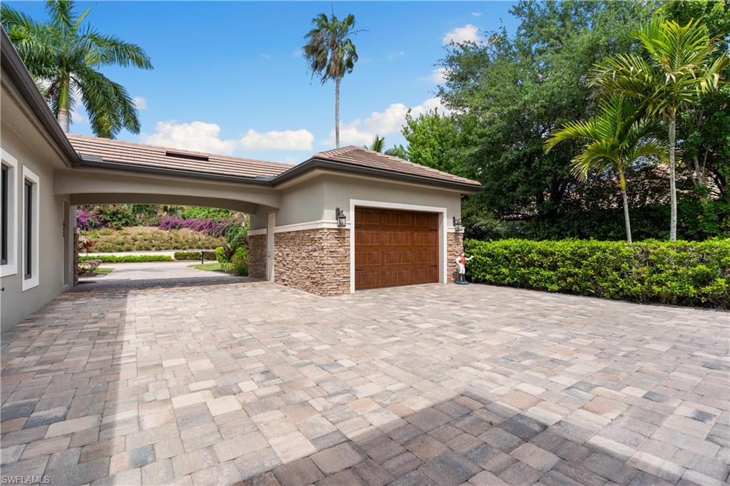 QUAIL WEST - Residential