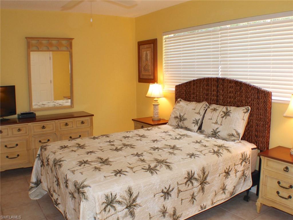 SANIBEL ARMS - Residential