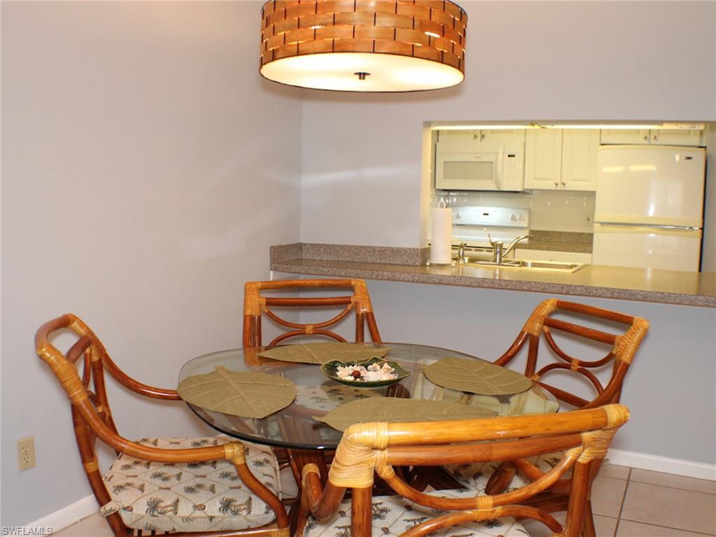 SANIBEL ARMS - Residential