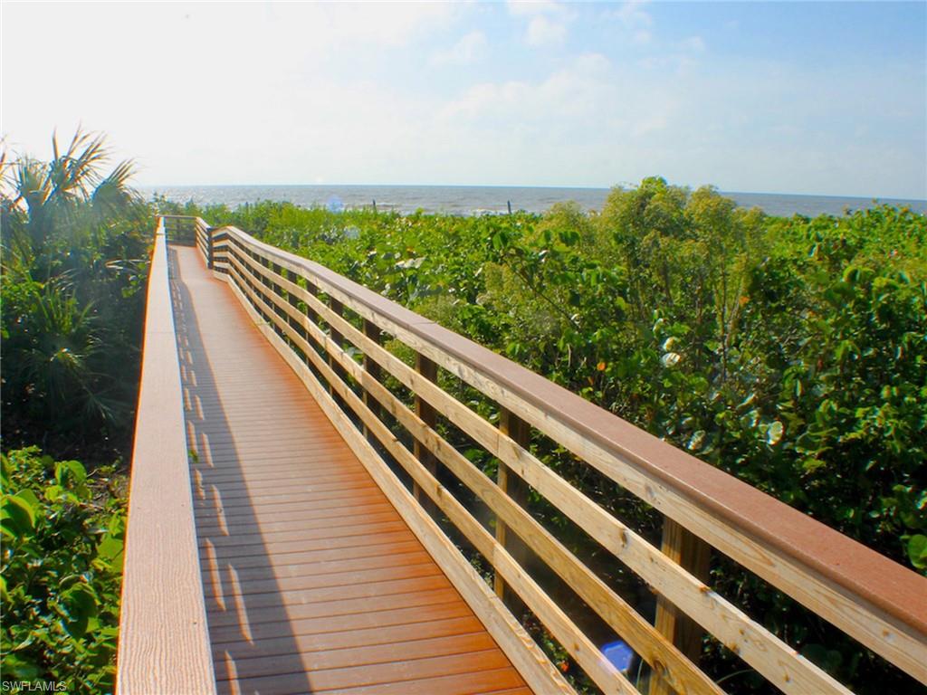 SANIBEL ARMS - Residential