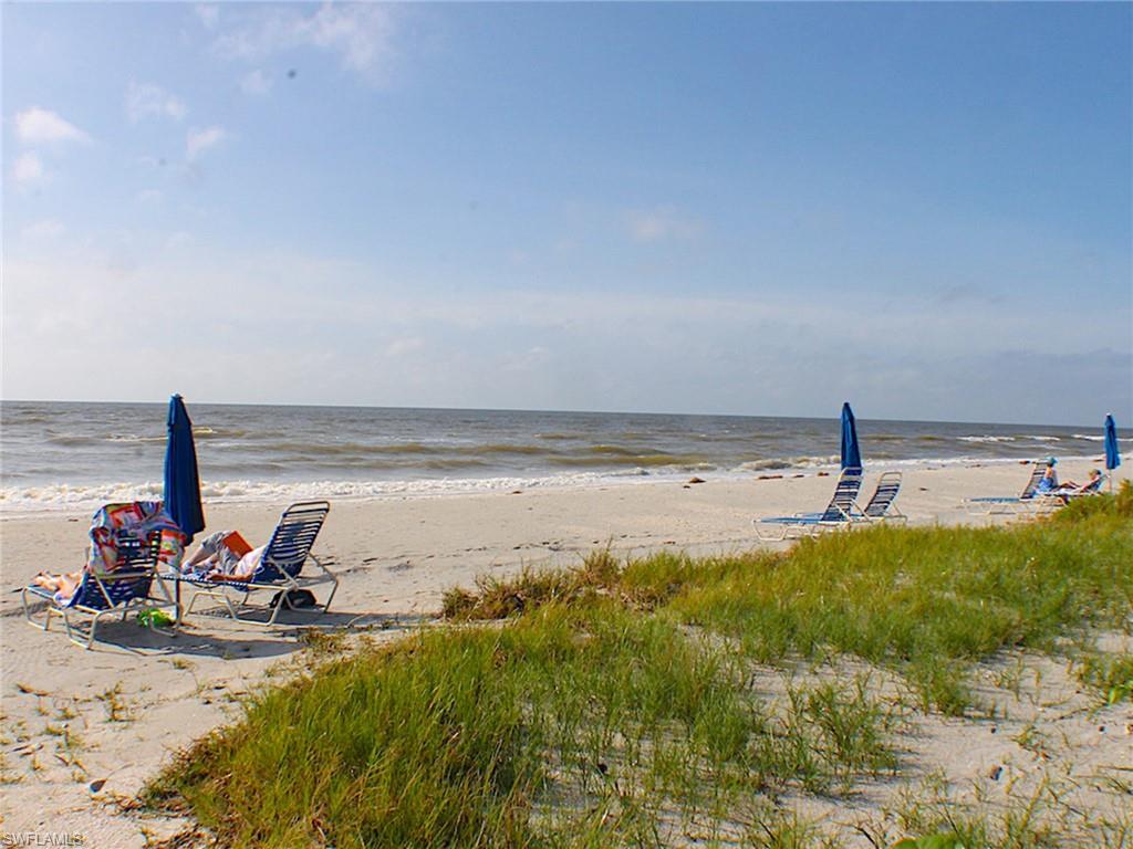 SANIBEL ARMS - Residential