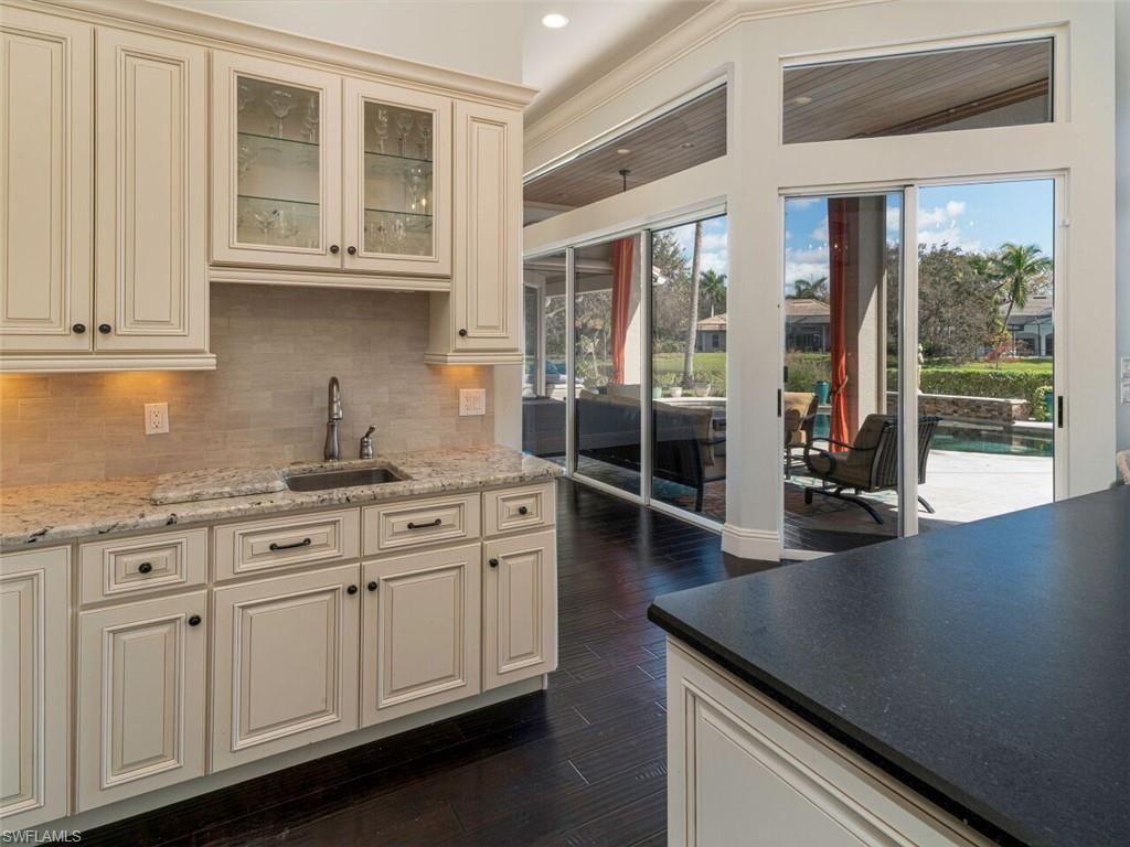 MONTEREY - Residential